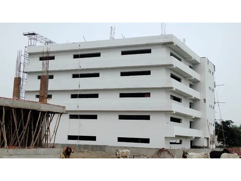 455421393_showrooms at sec 49 (4).webp